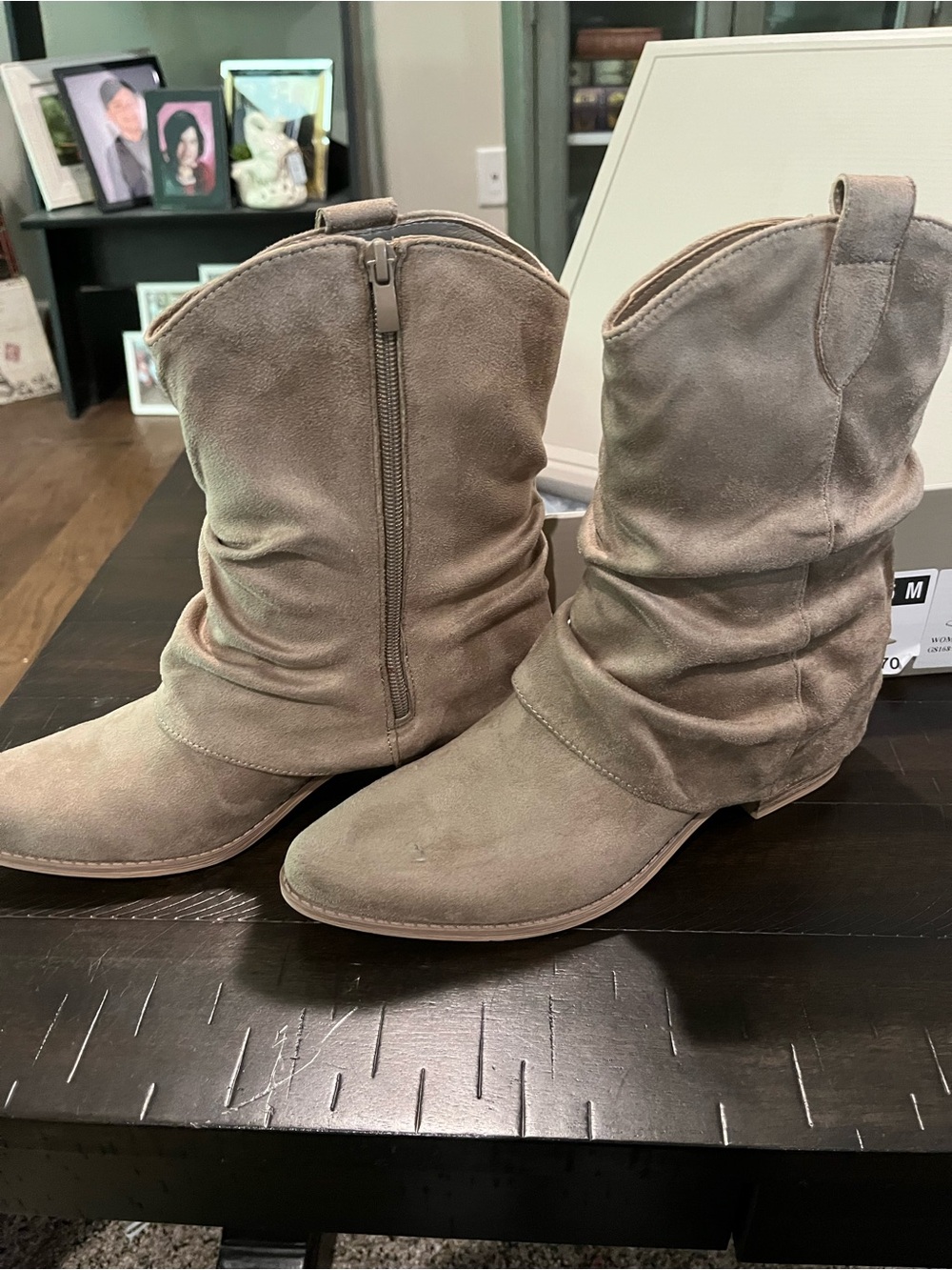 MIA Girl Women's Taupe Suede Slouch Ankle Boots size 7.5M 7.5 7 1/2 new - Picture 3 of 7